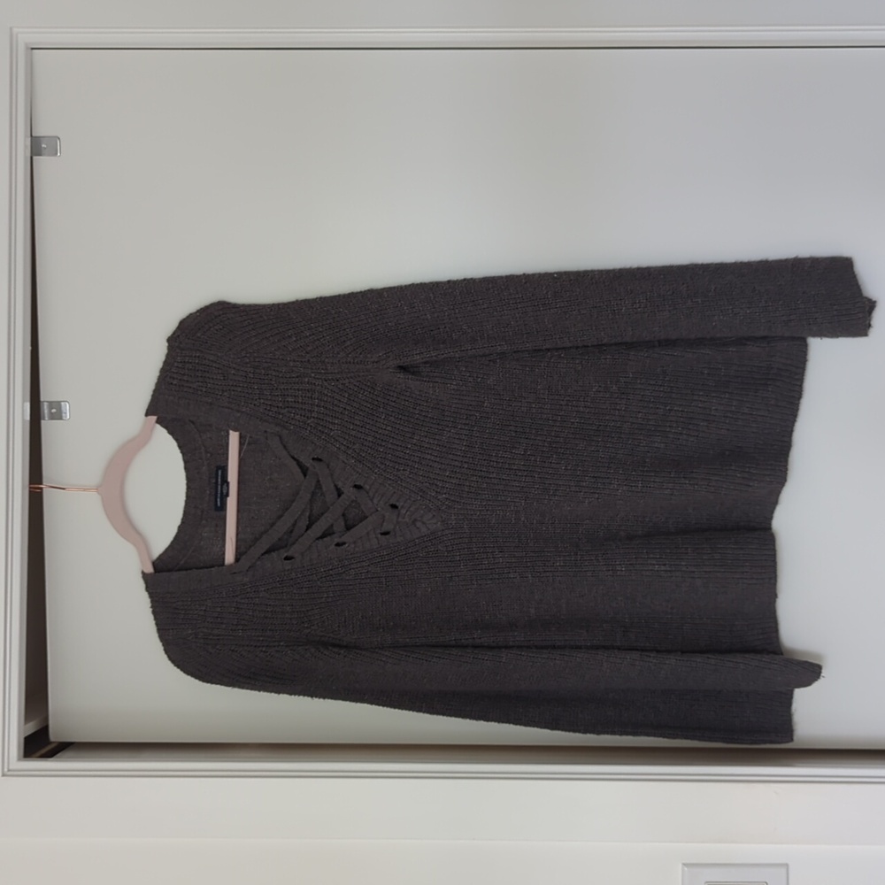 American Eagle knit sweater